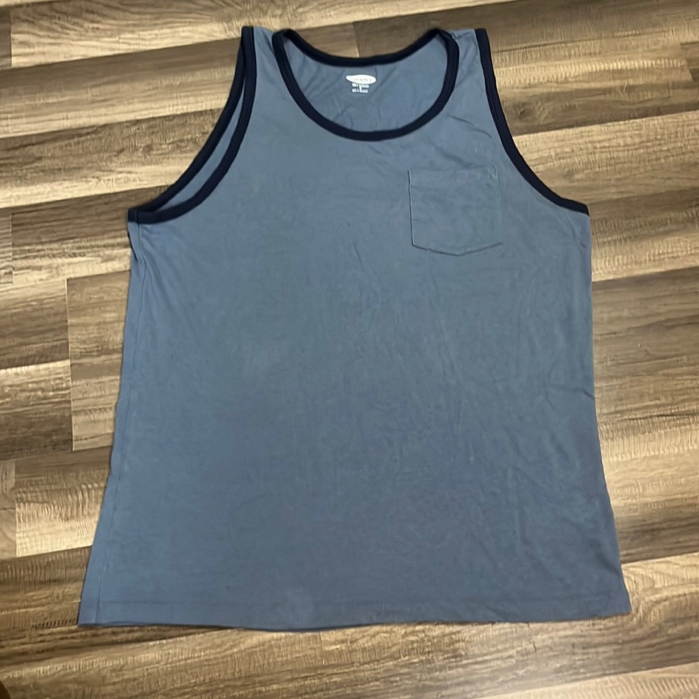 Men’s Old Navy Tank Top in blue